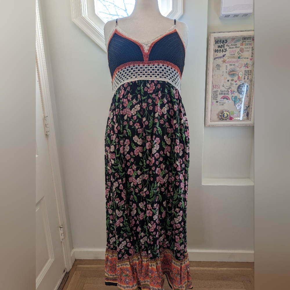 Floral maxi dress with crochet top